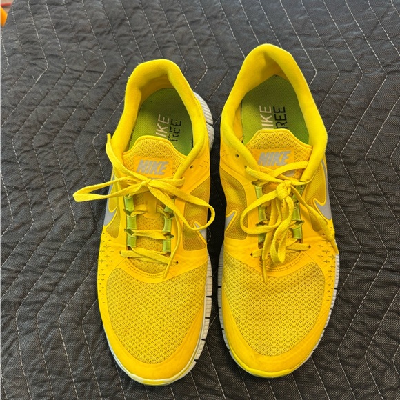 Nike Free Run 3 Men's Yellow and Gray Athletic Shoes - Picture 2 of 10